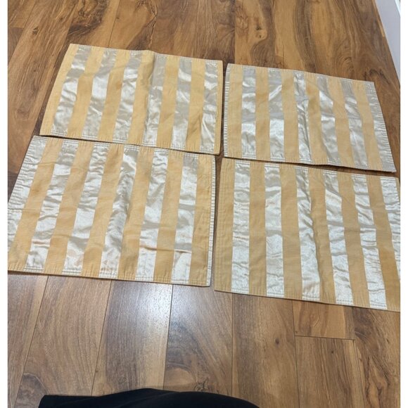 Waterford Gold On Gold Striped Placemats Set Of 4 Cotton/Polyester - Picture 1 of 6